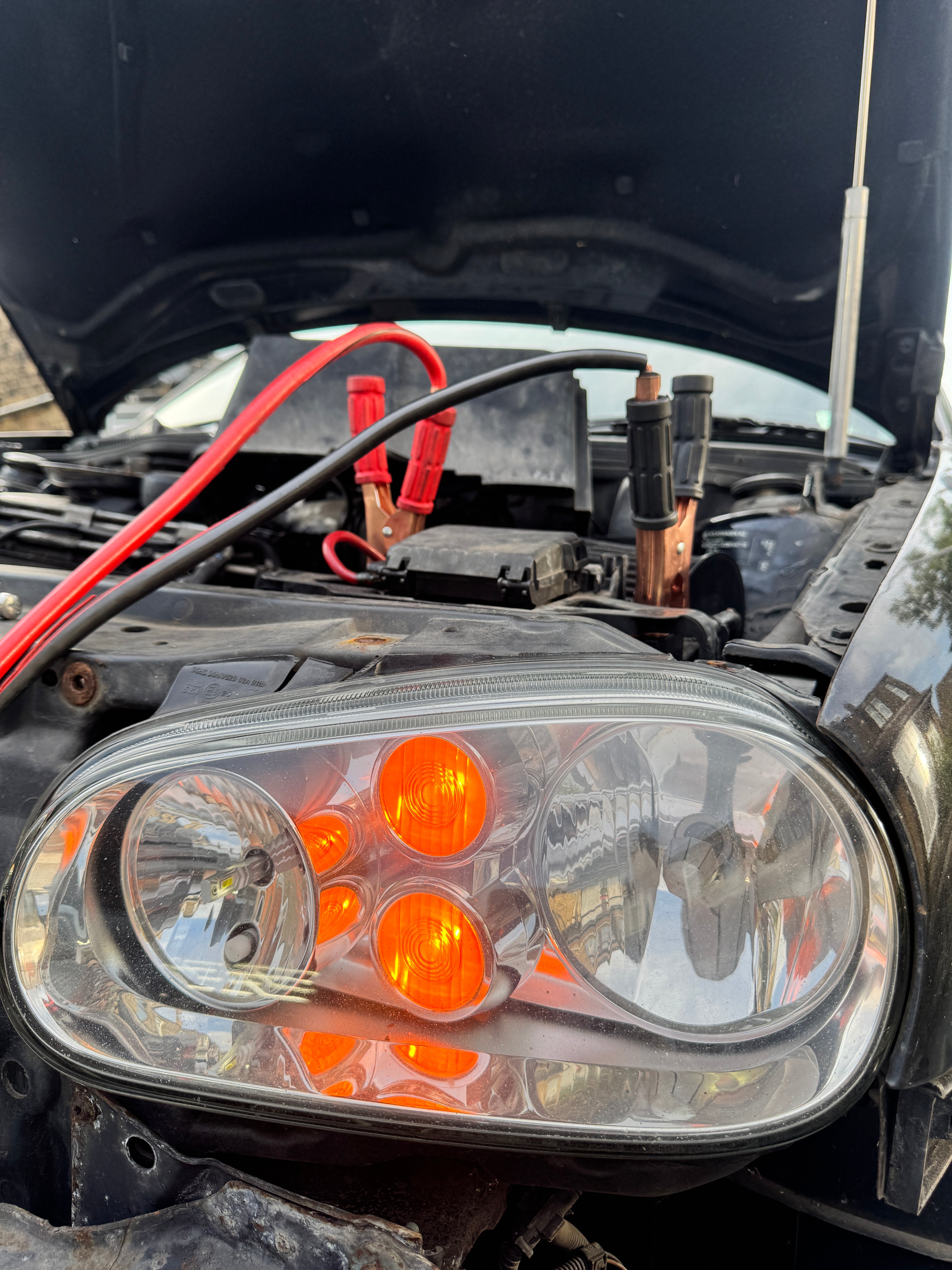 MK4 Golf Twin-Indicator Headlights