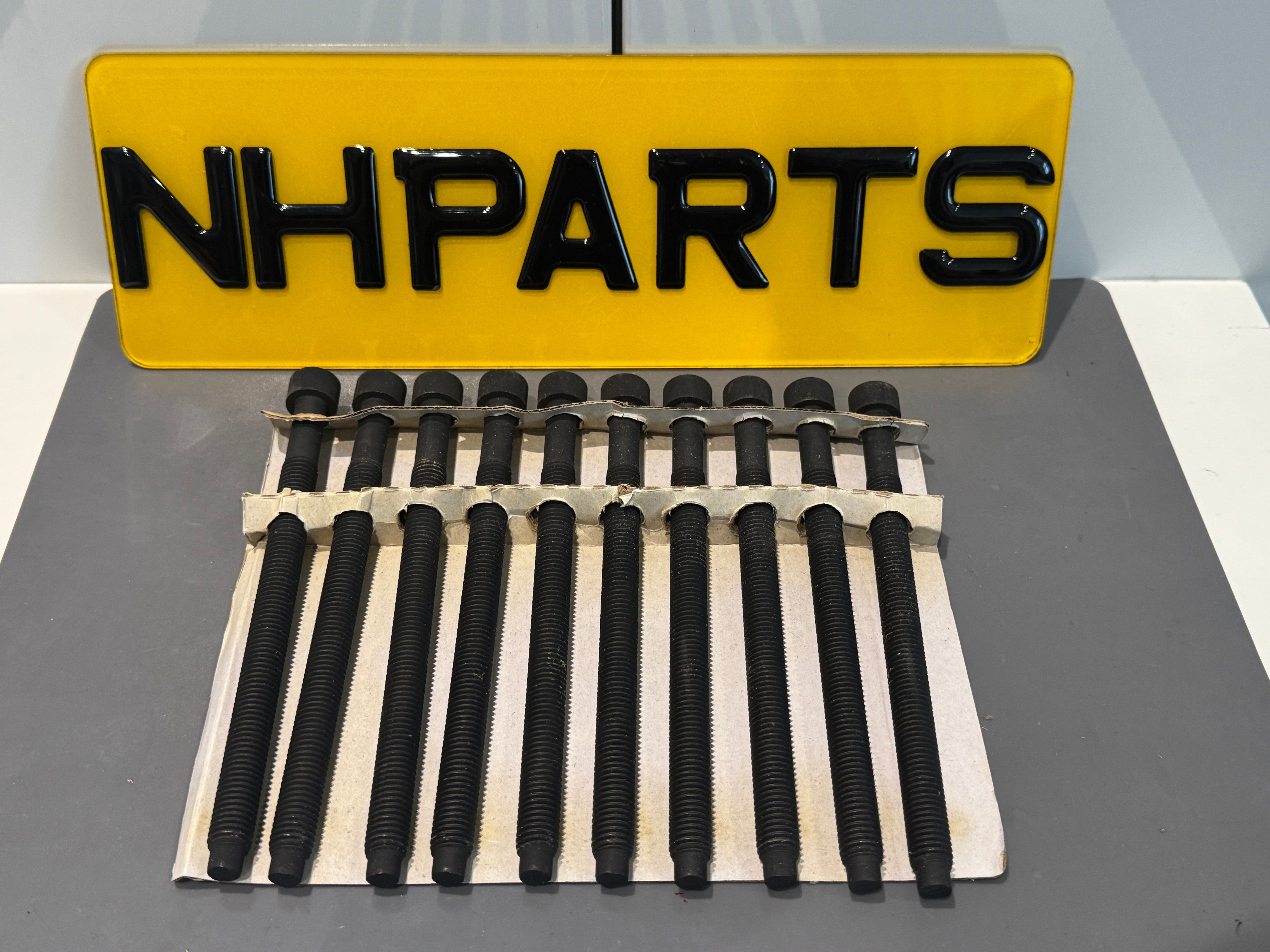 PD150 ARL Headbolts
